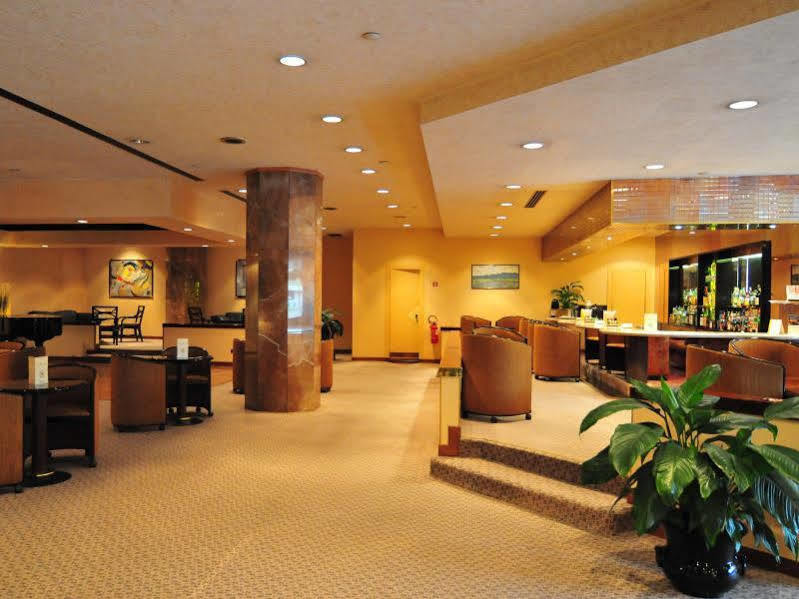 Conference Florentia Hotel Флоренция Экстерьер фото